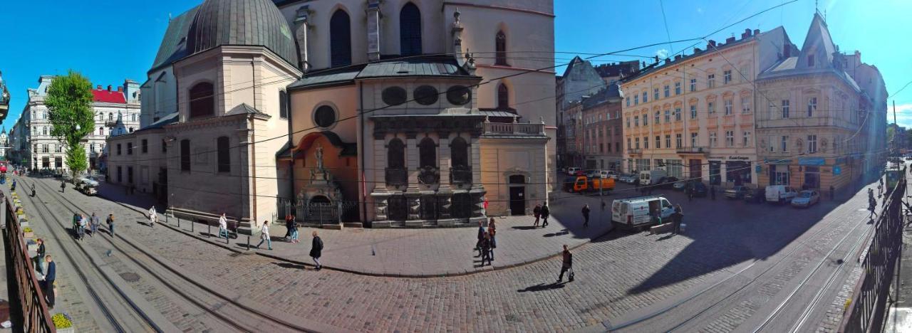 Apartment On Katedralna Lviv Luaran gambar