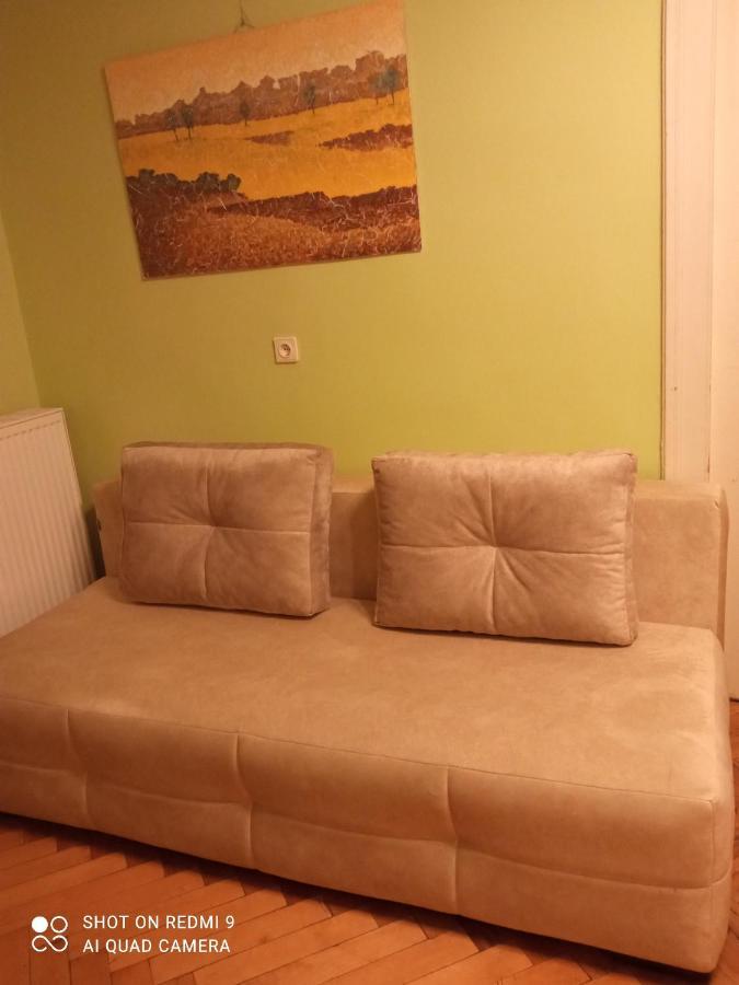 Apartment On Katedralna Lviv Luaran gambar